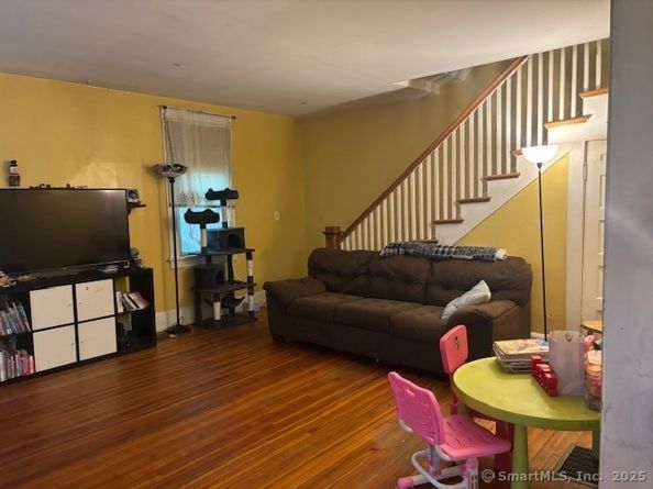 30 Lenox Avenue, Stamford CT 06906