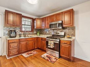 30 Dover Street, Bridgeport CT 06610