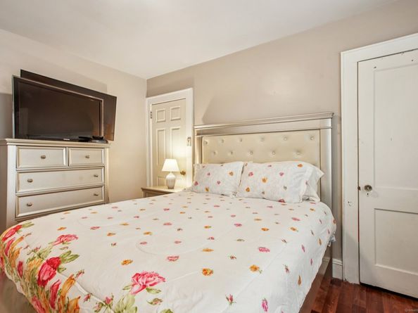 30 Dover Street, Bridgeport CT 06610