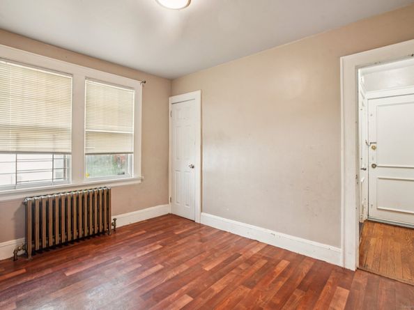 30 Dover Street, Bridgeport CT 06610