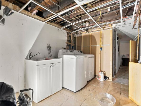 47 Lenox Avenue, Bridgeport CT 06605