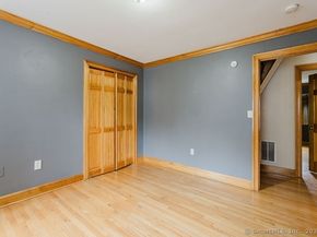 32 Marshall Avenue, Trumbull CT 06611