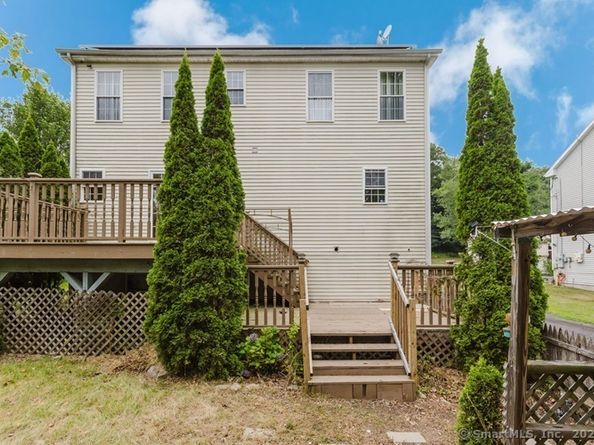 32 Marshall Avenue, Trumbull CT 06611