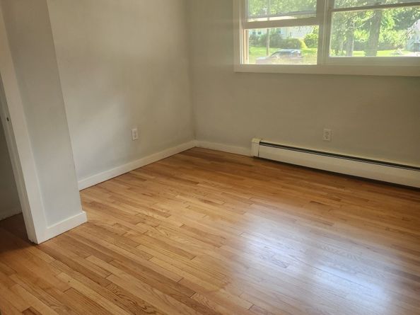 15 Juniper Road, Newtown CT 06470