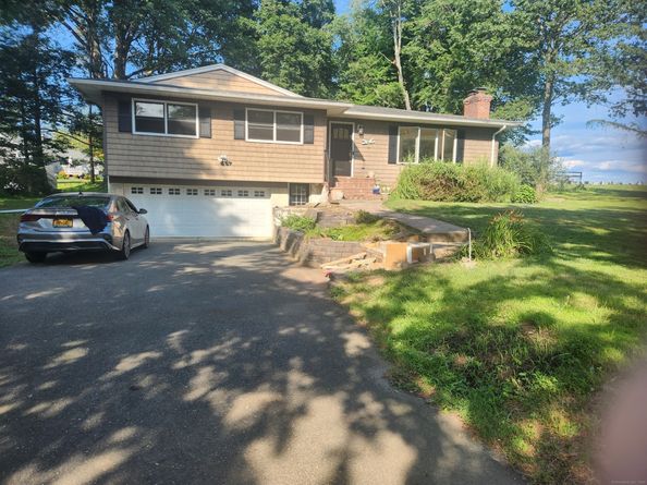15 Juniper Road, Newtown CT 06470