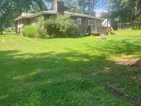 15 Juniper Road, Newtown CT 06470