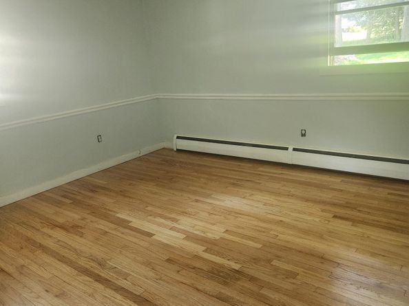 15 Juniper Road, Newtown CT 06470