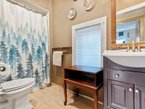 78 Main Street, Newtown CT 06470