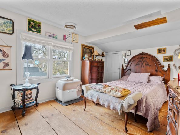 78 Main Street, Newtown CT 06470