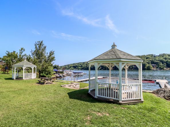 17 N Beach Drive, New Fairfield CT 06812