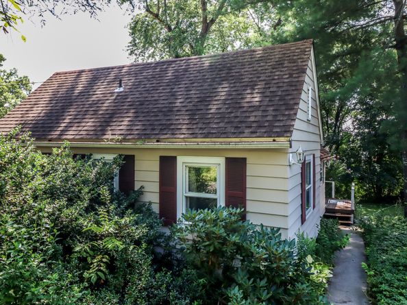 17 N Beach Drive, New Fairfield CT 06812