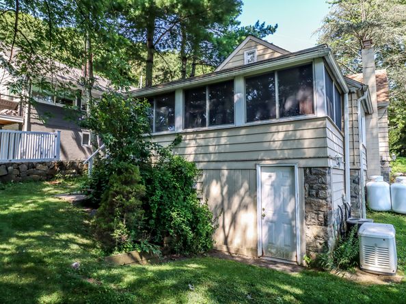 17 N Beach Drive, New Fairfield CT 06812