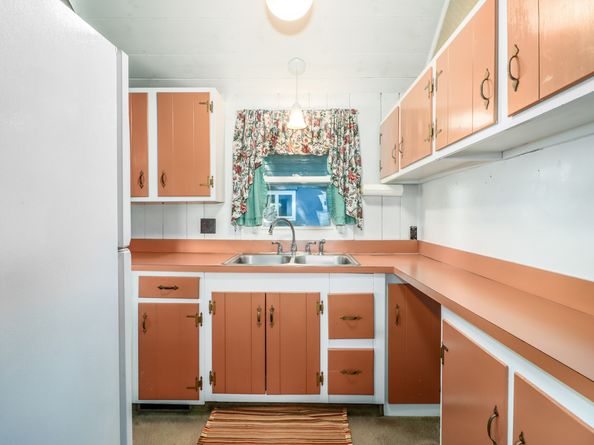 17 N Beach Drive, New Fairfield CT 06812