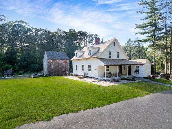 1135 Mill Hill Road, Fairfield CT 06890