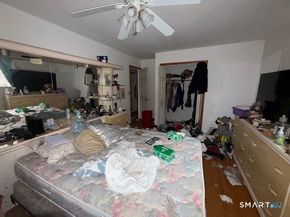 82 Cricket Lane, Shelton CT 06484