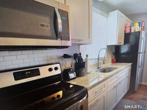 175 Alexander Drive, Bridgeport CT 06606