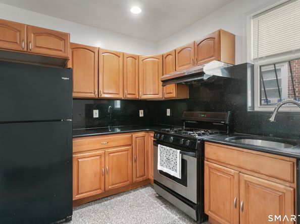 372 Dover Street, Bridgeport CT 06610