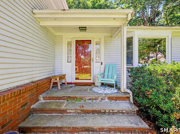 32 Arbor Road, Stamford CT 06903