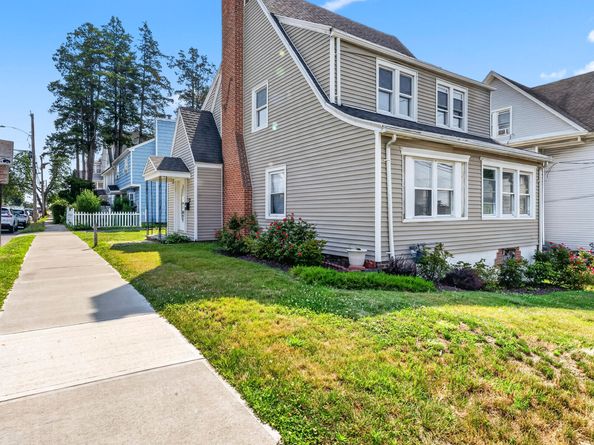 625 Hawley Avenue, Bridgeport CT 06606