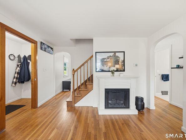 30 Lansing Avenue, Trumbull CT 06611