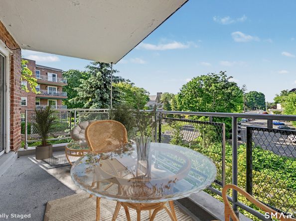 1 Putnam Hill, Greenwich CT 06830