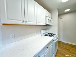 1 Walter Avenue 25, Norwalk CT 06851