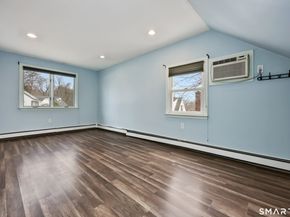 37 Old Barn Road S, Stamford CT 06905
