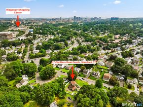 37 Old Barn Road S, Stamford CT 06905