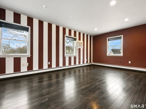 37 Old Barn Road S, Stamford CT 06905