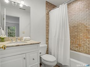 28 Walnut Ridge Lane, Stamford CT 06905