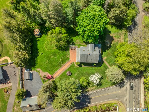 286 Daniels Farm Road, Trumbull CT 06611