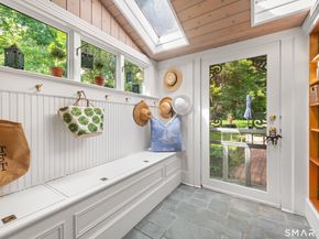 170 New Canaan Avenue, Norwalk CT 06850
