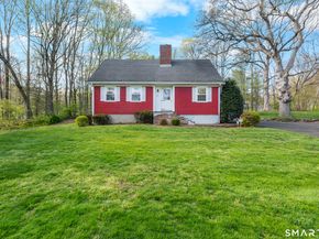27 Valley Road, Shelton CT 06484