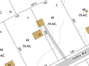 27 Valley Road, Shelton CT 06484