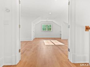 20 Locust Hill Road, Darien CT 06820