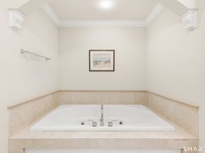70 Southport Place, Fairfield CT 06890
