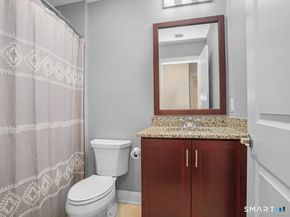 185 Brentwood Circle 185, Danbury CT 06810