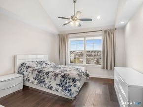 185 Brentwood Circle 185, Danbury CT 06810