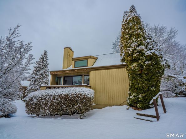 635 North Trail B, Stratford CT 06614