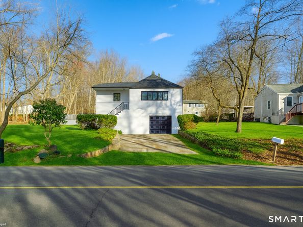 8 Fulton Drive, New Fairfield CT 06812