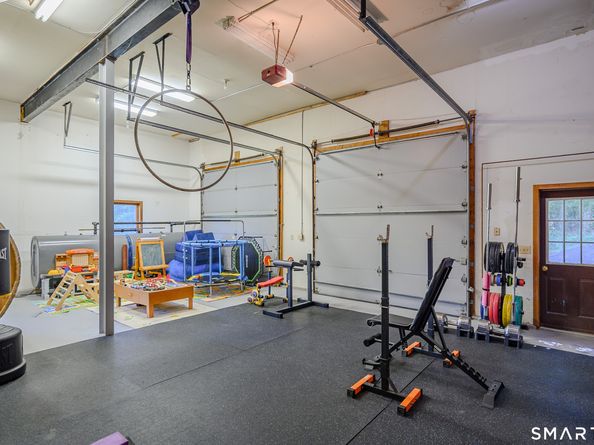 3 Spring Wood Lane, New Fairfield CT 06812