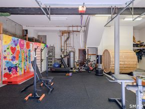 3 Spring Wood Lane, New Fairfield CT 06812