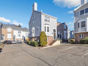 2612 North Avenue C1, Bridgeport CT 06604