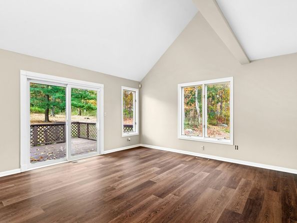 16 Scenic Hill Road 16, Shelton CT 06484