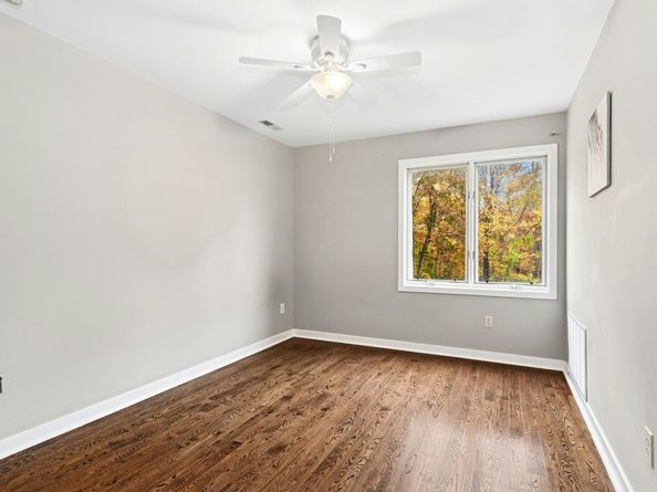 16 Scenic Hill Road 16, Shelton CT 06484