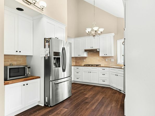 16 Scenic Hill Road 16, Shelton CT 06484