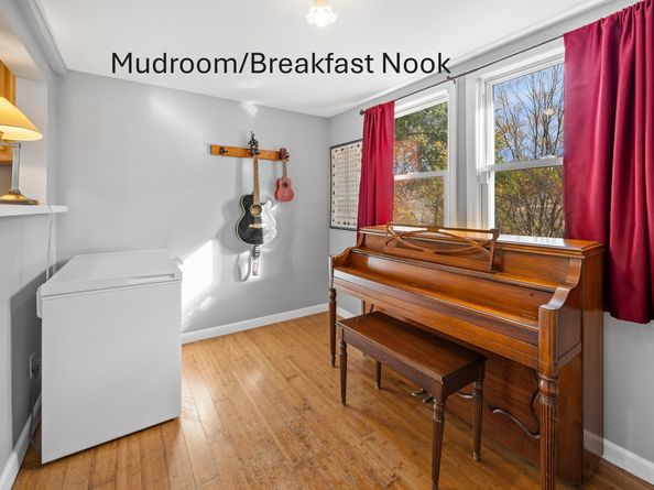 11 Mount Pleasant Street, Shelton CT 06484