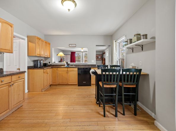 11 Mount Pleasant Street, Shelton CT 06484