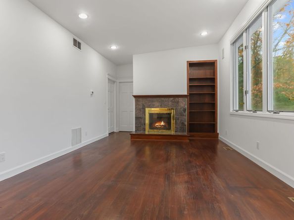 61 Shady Lane, Stamford CT 06903