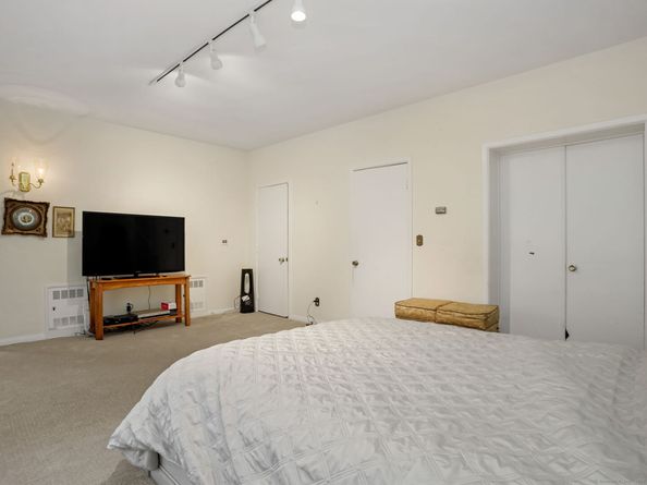 27 Wellington Drive, Stamford CT 06903